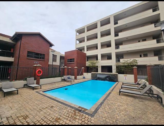 2 BEDROOM APARTMENT FOR SALE IN UMHLANGA RIDGE